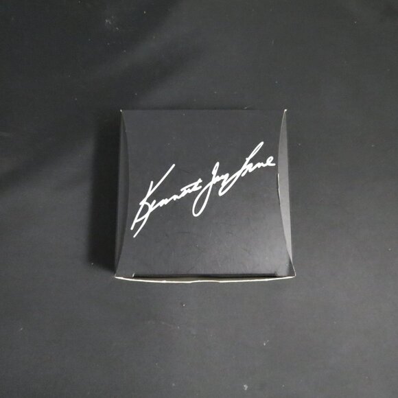 Kenneth Jay Lane Red and Blue Starfish Brooch Set - Picture 2 of 3